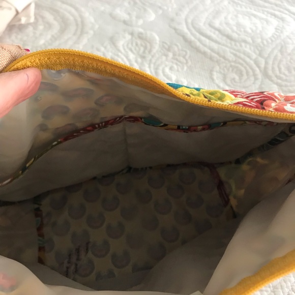 Vera Bradley Bag - Picture 5 of 7